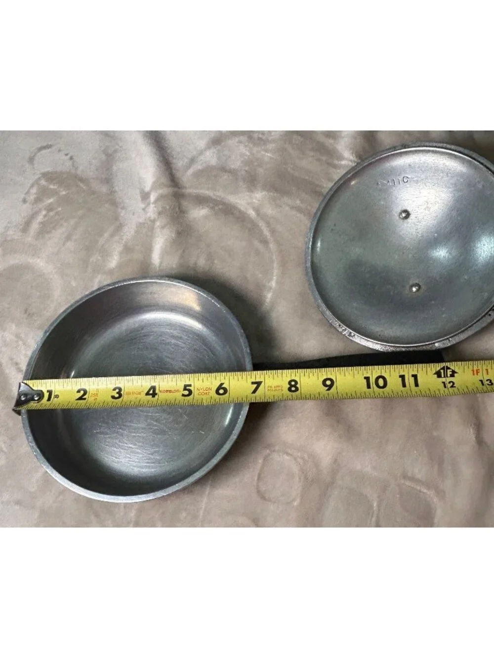 VTG Club Aluminum Saucepan w/ Lid Olive Green 7 inch Durable Collectible Skillet